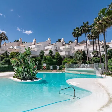 3 Townhouse With Private Garden In * Marbella
